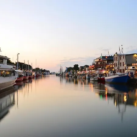 Appartamento Captain Hook: Dz Jolle, In Leuchtturmnaehe Rostock